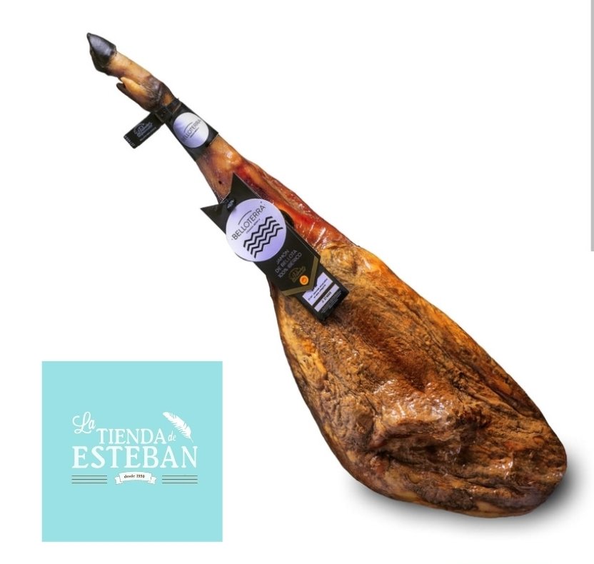 Jamón de bellota 100% ibérico. D.O Valle de los Pedroches, pieza entre 8 y 8,5kg, envió gratis a toda 🇪🇦. Reserva ☎️ 699222579.