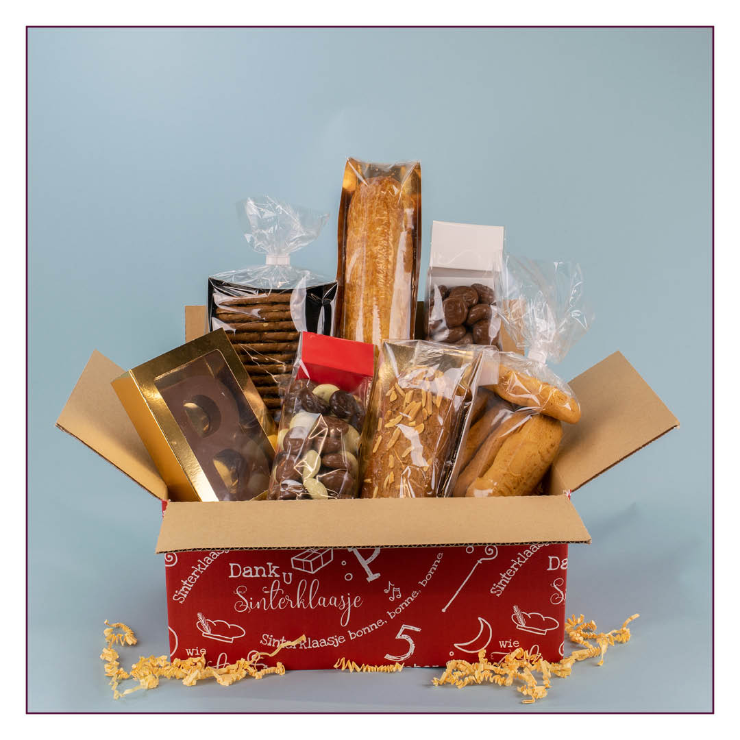 Bomvol sint pakket! 

Met zijn 31x20x14cm is deze golfdoos een ideaal formaat voor een sint pakketje. 
Als bedrijfsgeschenk of gewoon als cadeau! Ze worden verkocht per 15 dozen. 

bekoverpakkingen.nl/seizoen/sinter…