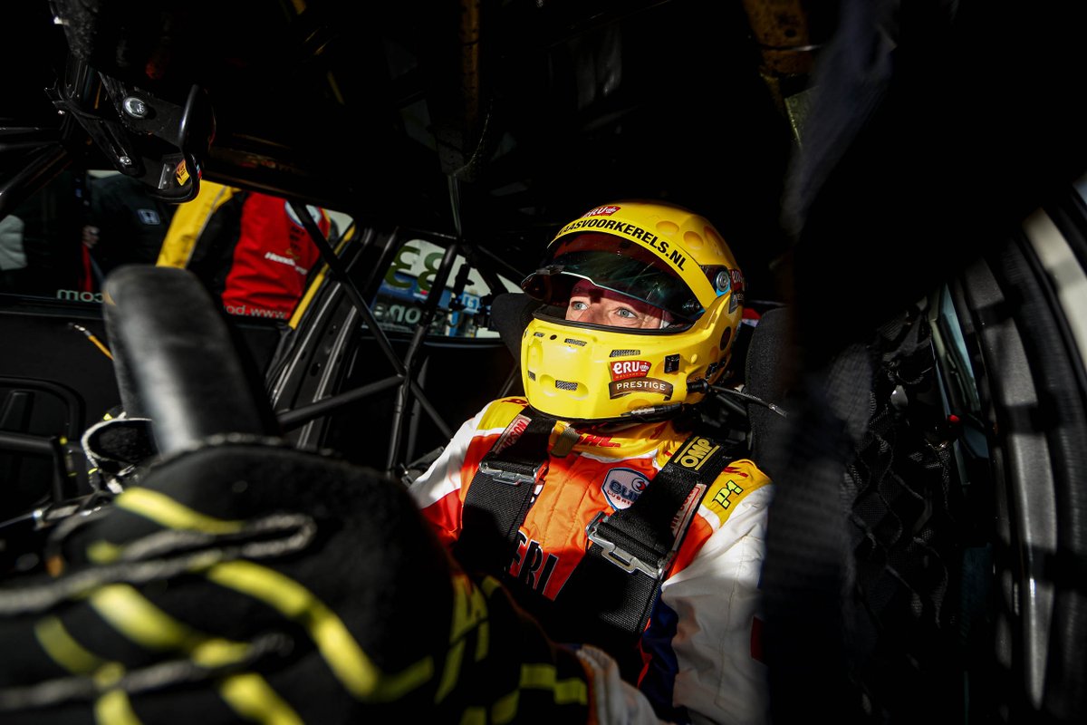 An 18-car field will compete for #TouringCar glory at the 2022 @FIA Motorsport Games, setting up what is sure to be a closely contested battle to secure the gold medal. 🥇
▶️ Read more at: fiamotorsportgames.com/news/160/fia-m…
-
#FIAMotorsportGames