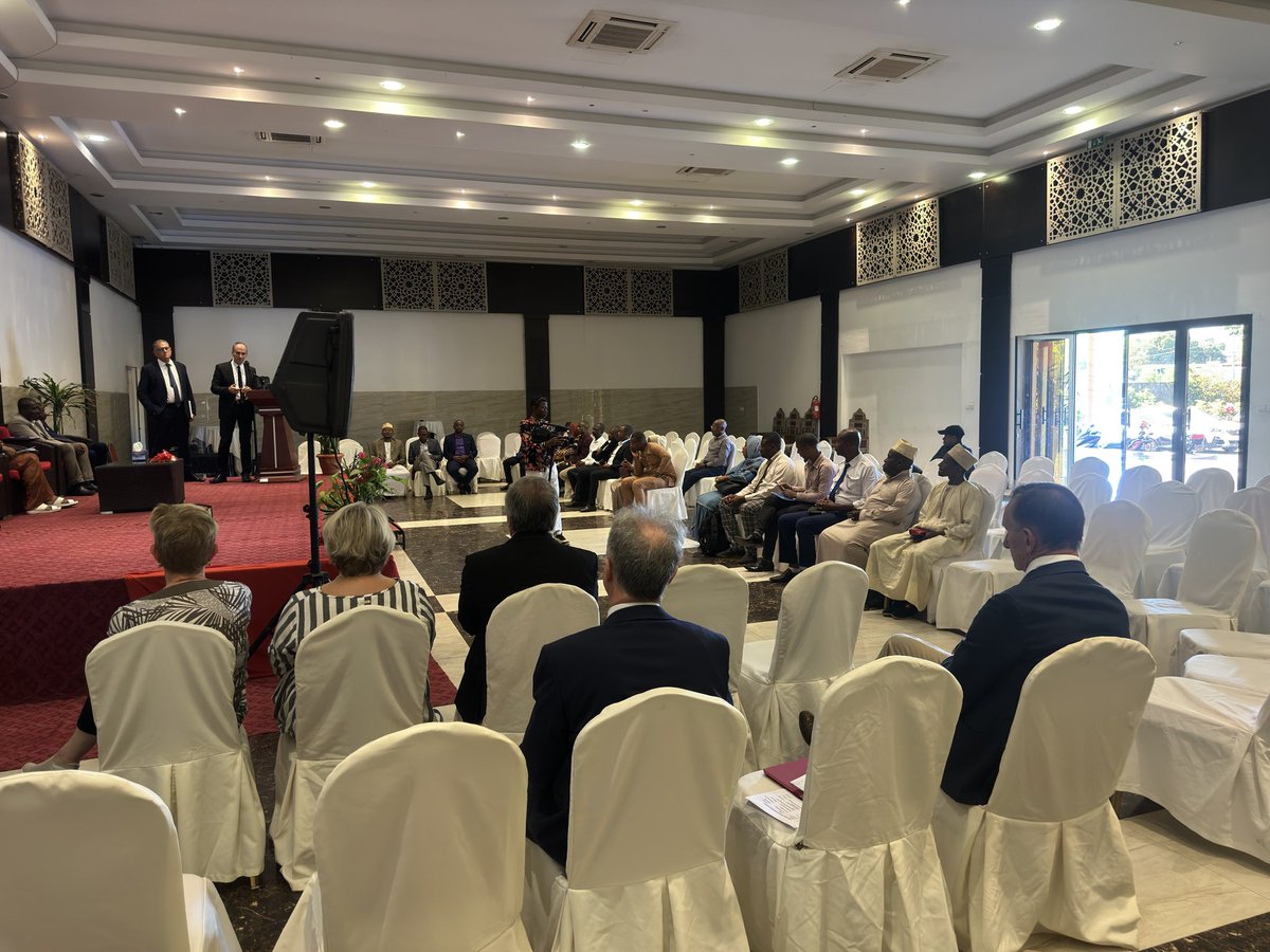 MUREarnold's tweet photo. Clôture des ateliers du chemin opérationnel de changement dans le cadre du #PAGF les agents du MFBSB ont fait les propositions jusqu’en 2025 pour arriver à la réalisation de leurs objectifs. https://t.co/GYSXja6ymq