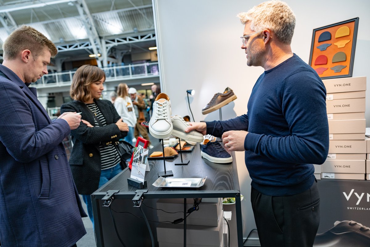 SustShow's tweet photo. Still in awe of the world's first renewable sneaker at The Sustainability Show! Thanks to @one_vyn for exhibiting at the show.
#ssldn #ssldn22 #thesustainabilityshow https://t.co/QuUS7YlPe6