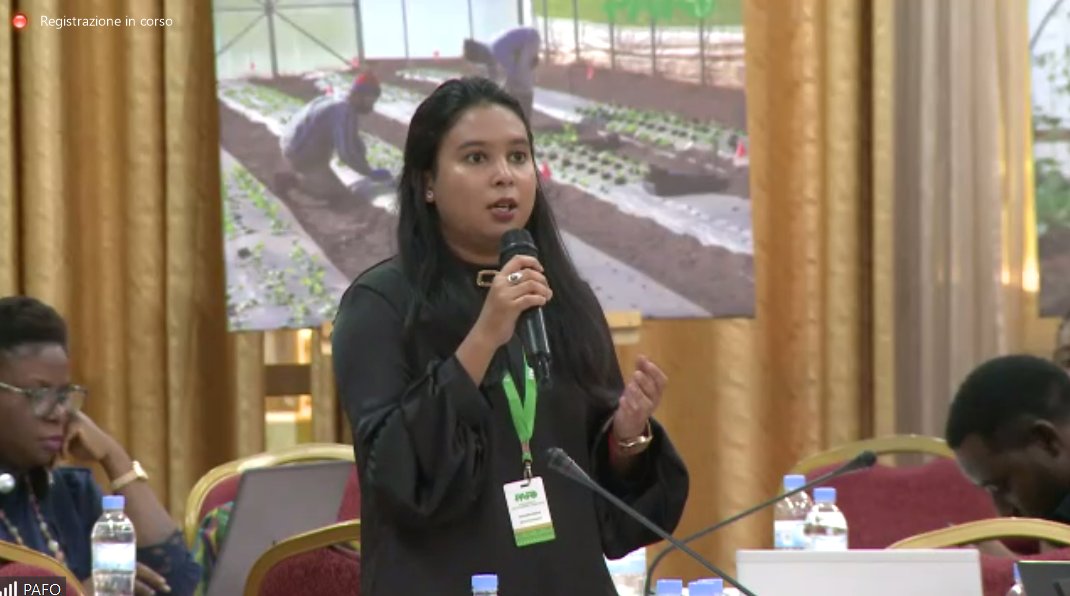 theclimakers's tweet photo. ๐ฃ#WFOGymnasium Alumna Khoushbou Sewraj from #FALCON Association brings into #TheClimakers workshop at @pafo_africa #iyfs22 efforts, experiences and needs of #YoungFarmers from #Mauritius in adapting to and mitigating #ClimateChange effects. https://t.co/29BWQp2nXD