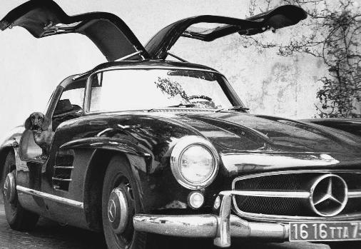 Hay coches que no tienen historia. 

Los hay que tienen una que se puede contar. 

Pero hay coches cuya historia ES NECESARIO CONTAR.

Hoy te traemos la historia de ESTE 

#Hilo 

(Y te lo traemos porque es el 141 aniversario de Picasso, que algo tiene que ver)