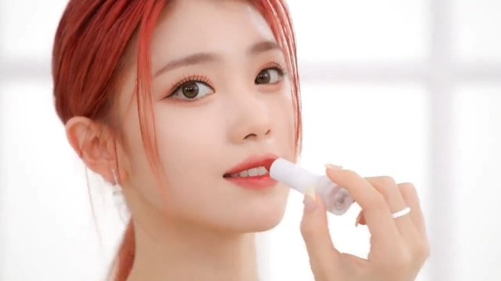 xiaotingfolders's tweet photo. shen xiaoting, the prettiest https://t.co/YMuPQSc3UC