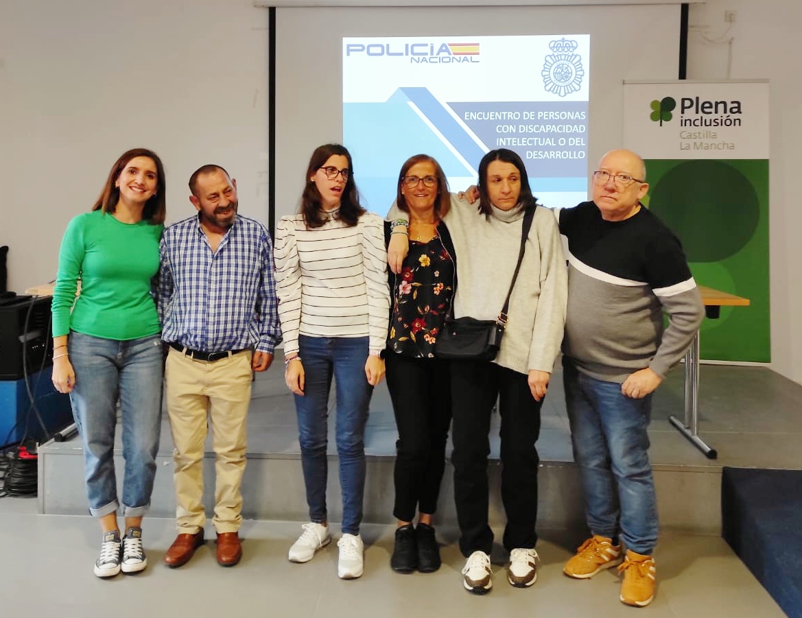 AFAS_Tomelloso's tweet photo. Nuestros #Líderes de #AlcázarDeSanJuan y #LaSolana han participado en el Encuentro de Personas con Discapacidad organizado por @plenaCLM https://t.co/i9FyQP7fqv