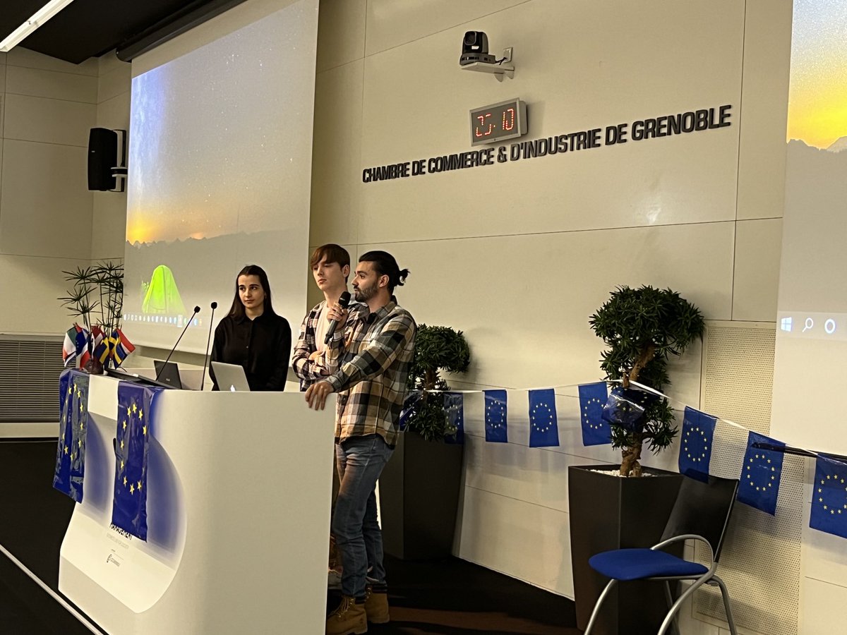 Dot Europe réagit aux amendements du parlement simulation ⁦<a href="/SciencesPo38/">Sciences Po Grenoble - UGA</a>⁩ ⁦<a href="/Grenoble_EM/">GEM - Alpine Business School</a>⁩ ⁦<a href="/EUROPORTER22/">EUROPORTER</a>⁩