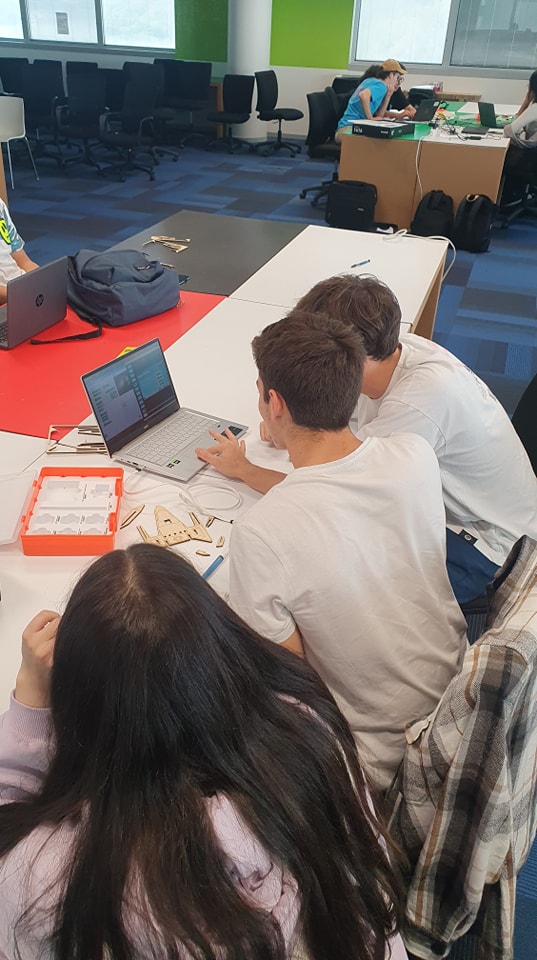 eu_rate's tweet photo. // LTTA// 
After a long sunday dedicated to the journey, Monday the 24th october was the 1st day of robotics training in Genova, Italy ! 30 young people from Germany, Portugal, Italy, France are gathered to test and improve our learning sequences the consortium created. Let's go! https://t.co/q9KSMF83mq