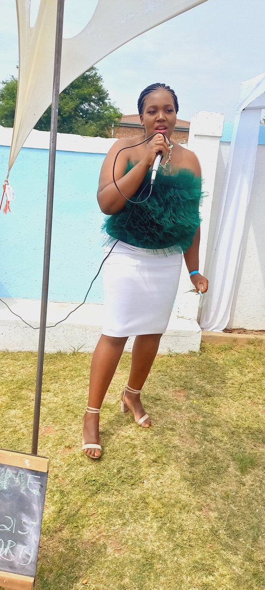 Hi good people, please vote for me as the poet of the year  through reactions 

x.com/SMA_eswatini/s…