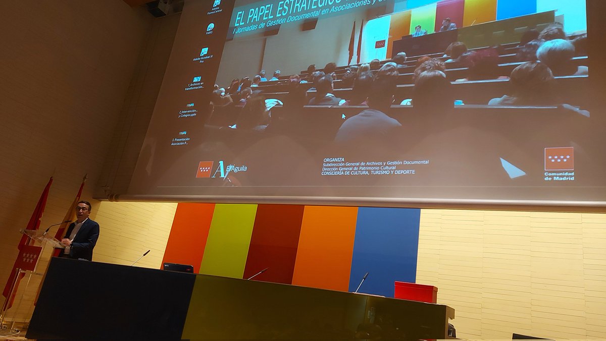 Icomem_Biblio's tweet photo. #PapelEstrategicoArchivo Comienza la I Jornada de Archivos Colegios Profesionales y Asociaciones con la inauguración  por parte del subdirector gral Archivos y Gestión Documental de la CAM https://t.co/IuUBRTa9Dj