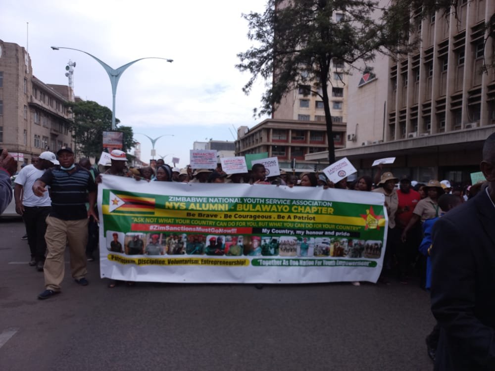 Bulawayo residents have commenced the anti-sanctions March. ‼️

They are carrying placards calling for the lifting of illegal sanctions imposed on Zimbabwe.