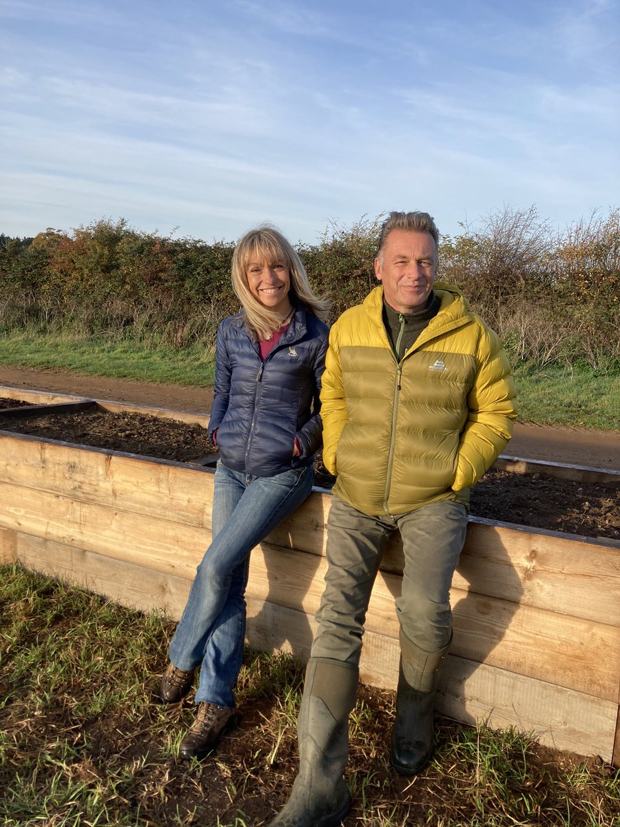 michaelastracha's tweet image. After a week of political chaos &amp;amp; uncertainty, we’ll be here tonight to give you some respite with a big gulp of wildlife to calm your nerves. So take a deep breath, relax &amp;amp; get ready for the familiar, the fascinating, the beautiful world of #autumnwatch BBC2 8pm @BBCSpringwatch