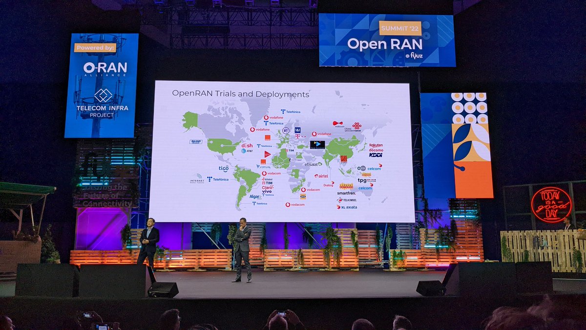 Congratulations to Alex Choi for being selected as Chair of O-RAN Alliance 👏

 #Fyuz22 #OpenRan #ORANalliance
