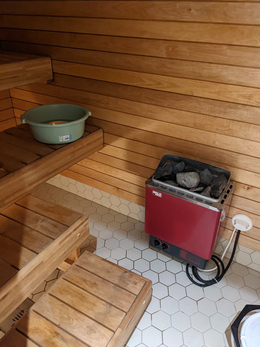 The Helsinki apartment that we're guests in has a built-in sauna! I decided to just stay here forever. The end. https://t.co/LDeIq2OgFg