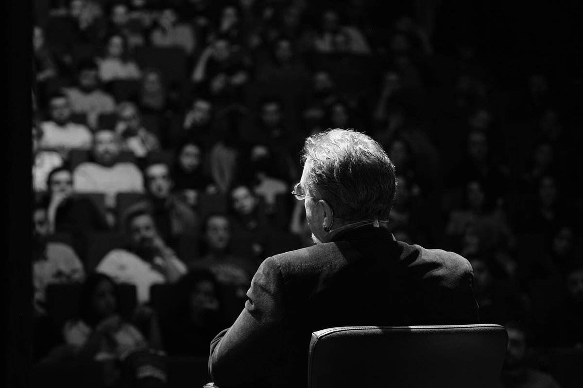 BosphorusLab's tweet photo. Dücane Cündioğlu | Sinema ve Hakikat

“Sanatçı hakikati bilemez, görür. Sanatçıyı yüce kılan yanı görüyor olmasıdır.”

“Sanat söz konusu olduğunda sanatçının hakikatla ilişkisi olduğunu belirleyen araçlar onun hakikatle ilgili yeteneğini elinden alır.”

#BFF2022🐬 #BFL2022🐬 https://t.co/Z4ddkrNye9