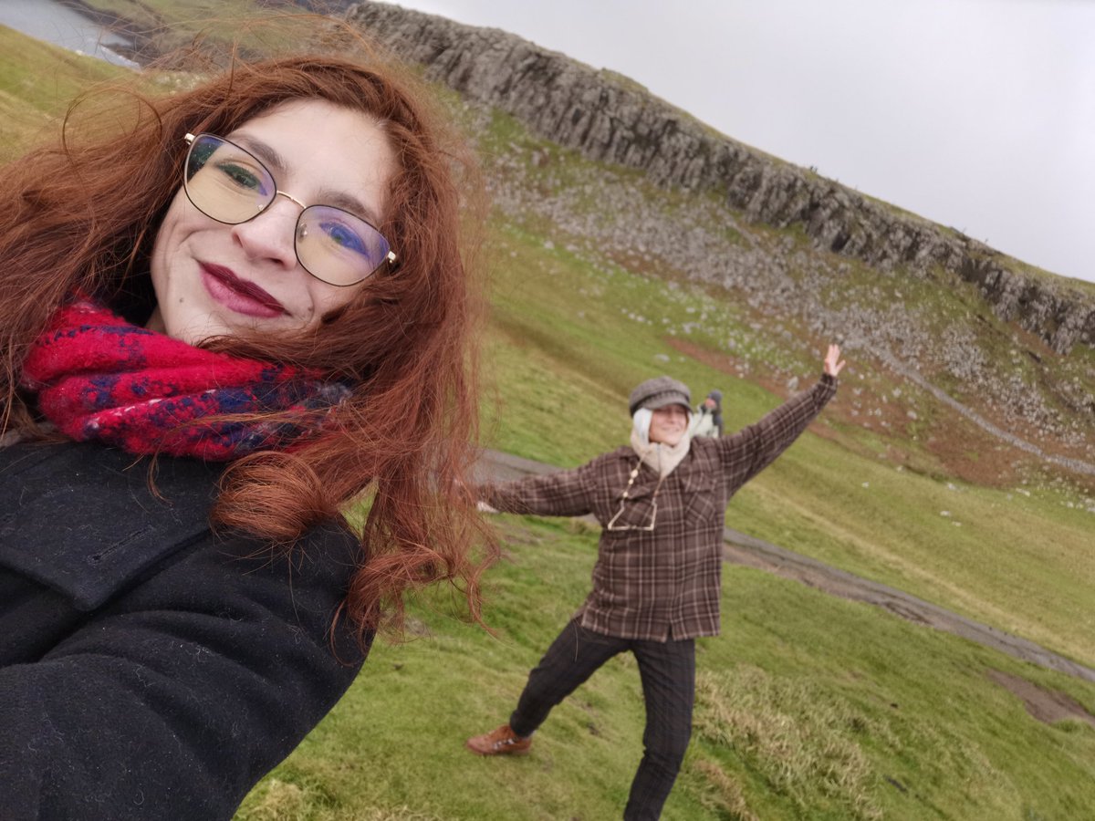 haboulassia's tweet photo. La haut sur la colline, symbole de l'Ecosse, ordre d'honneur et de chevalerie, se dresse le chardon🌹
Pendant que @KuroStars fait le con 😂😂😂😂😂😂😂😂😂😂❤️
Chardon aux ânes - Onopordum acanthium https://t.co/QxNWyVTWD9
