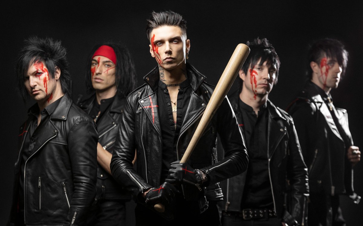 O2GuildhallS's tweet photo. Get ready as @blackveilbrides come to Southampton Fri 24 Feb! 🤘

#PriorityTickets on sale Wed 26 Oct at 9am and Fri 28 Oct at 9am via @TicketmasterUK 

#BlackVeilBrides #O2GuildhallSouthampton https://t.co/2YoRMhHKtz