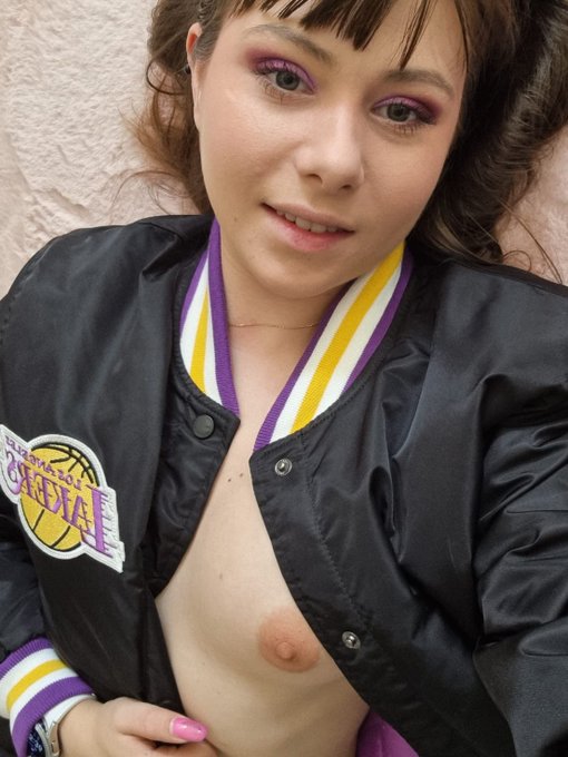 Coucou tweeter😉bonne journ&eacute;e 😘 #MLRGIRLS  ➡️https://t.co/6ah3NFoIU5 ➡️https://t.co/jr2bn77aQG ➡️https://t<a href="/tag/mlrgirls"class="tags">#MLRGIRLS</a>