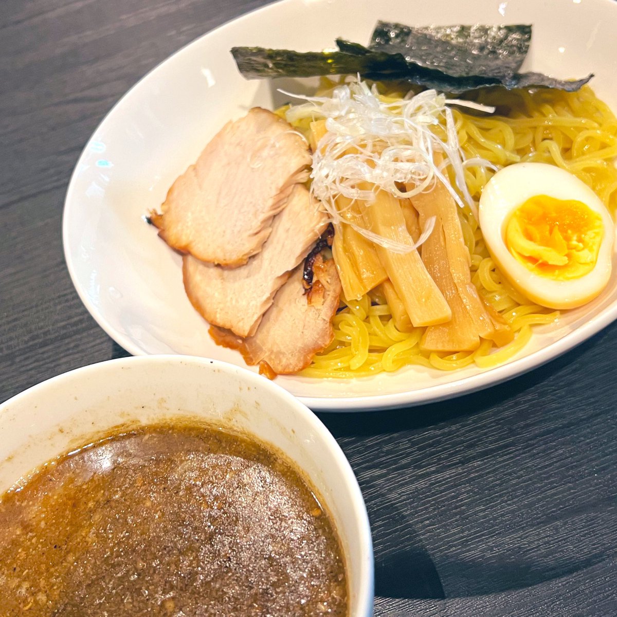 gq_mayoi's tweet photo. まかないまとめ 写真4枚とも作り手が違います！ ここにいれば食には困りません(あとお酒にも笑) もちろん無料です🙆‍♀️ https://t.co/fgk5LA643R