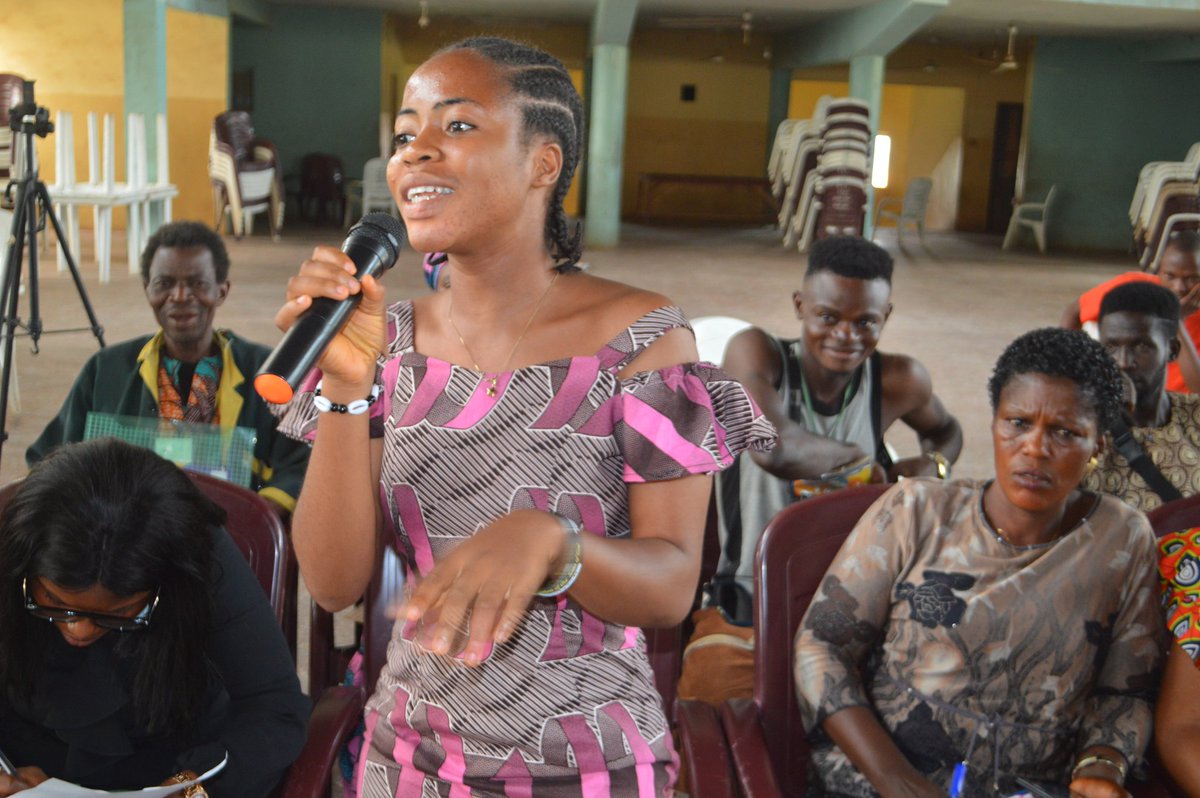 VARCENigeria's tweet photo. She needs education not mutilation.

Kindly join the movement for good toward ending FGM in our generation.

@M4Good2EndFGM 
@GPtoEndFGM
@UNICEF_Nigeria
@_AfricanUnion https://t.co/P9cri4VYFR
