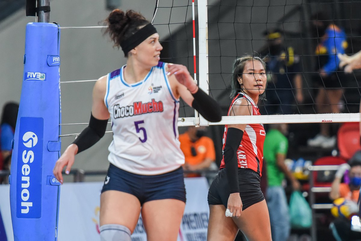 velascojillian's tweet photo. #PVL2022: Chery Tiggo is now a win away from securing a semis spot after dumping Choco Mucho in four, 29-27, 18-25, 25-16, 25-20

POG is Mylene Paat @spinph https://t.co/xeagIYywk9