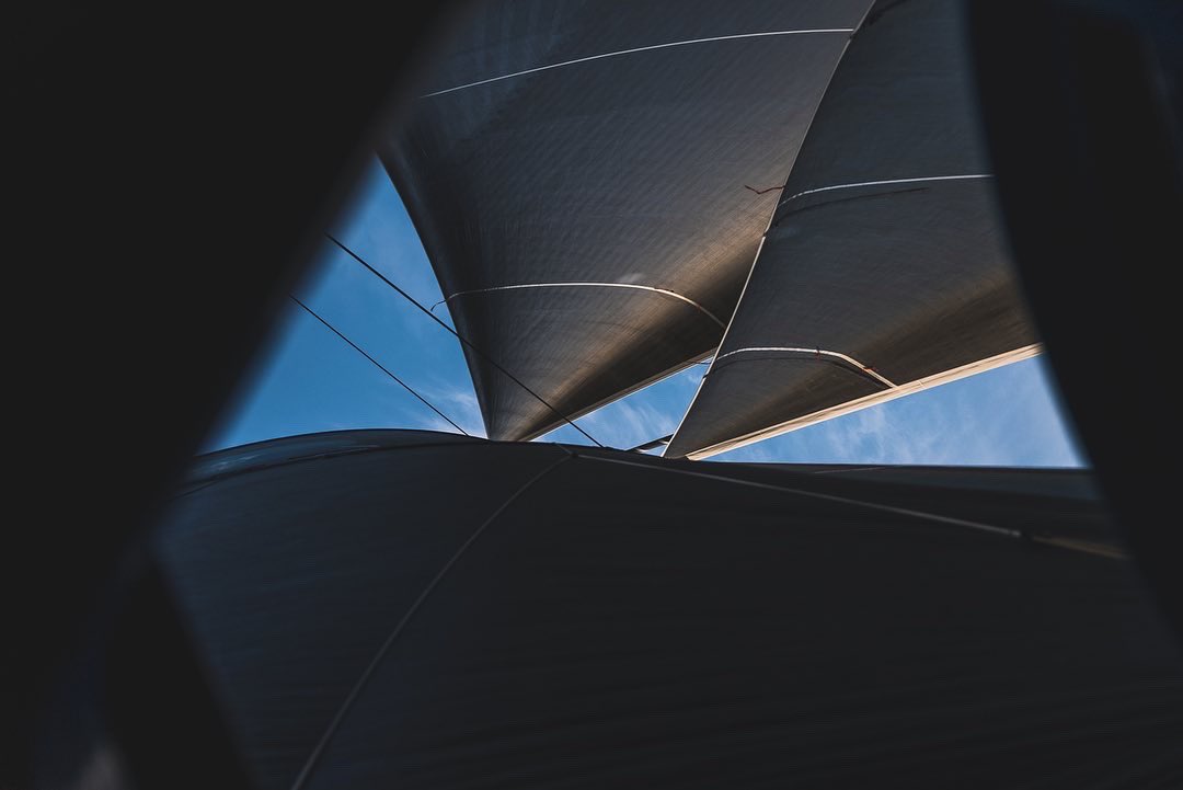 SVRLazartigue's tweet photo. [CONVOYAGE]

Notre mediaman @guillaume_gatefait nous a fait parvenir quelques images du départ en convoyage Concarneau~>St-Malo 💙
.
.
.
.
#convoyage #routedurhum2022 #svrlazartigue #francoisgabart #kresk4oceans #groupekresk #beauteresponsable #courseaularge #skipper https://t.co/PFktMW9mmj