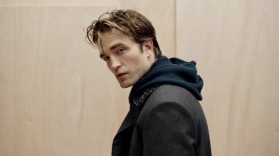 filmdaze's tweet photo. Honey wake up, more photos of Robert Pattinson for Dior just dropped https://t.co/PdVs7fTBG6