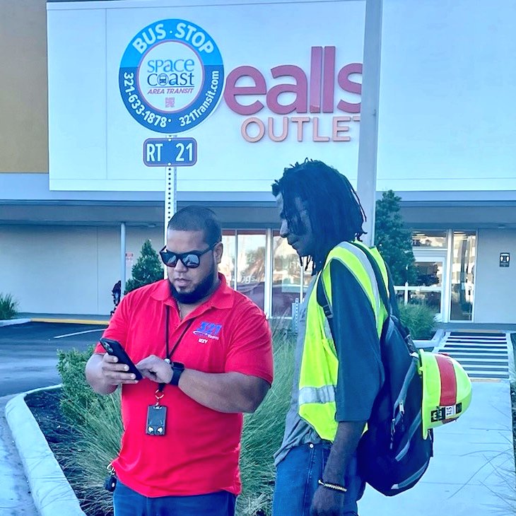 SpaceCoastTPO's tweet photo. Day #2 of @321Transit pop-up events! SCTPO staff is joining our friends over at transit to remind citizens that they can ride FREE on #TryTransitThursday by showing the mobile app. Bonus! They get a free tshirt and awesome safety goodie bags, too! π²ππ€© #MobilityWeekFL https://t.co/R4KD3xaBKC