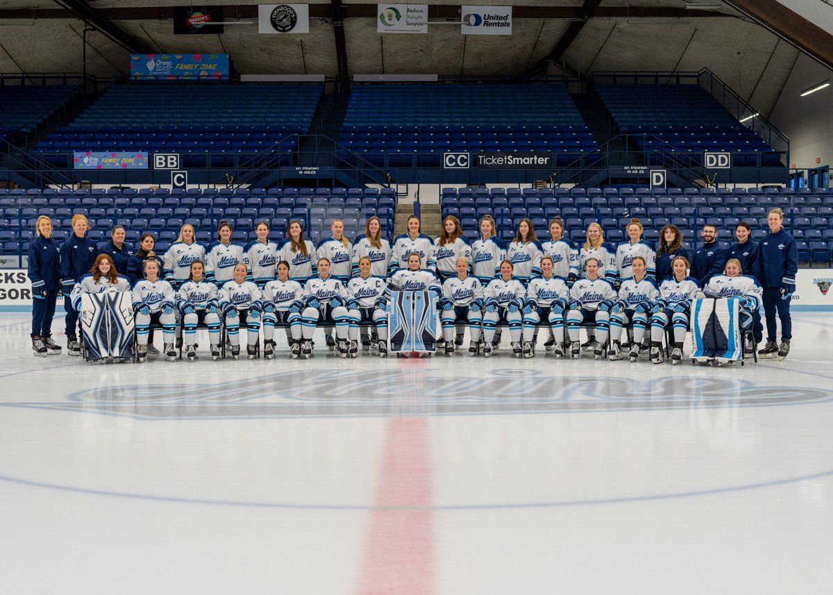 MaineWHockey's tweet photo. Family 💙

#BlackBearNation https://t.co/kpHkrLwcfU