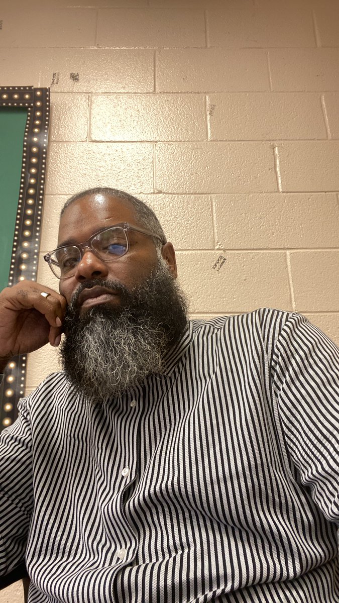 marcusgmorton's tweet photo. Tuesday…… #Educator #DeanofStudents #HumanResourcesDirector https://t.co/1SaqFaRfJk