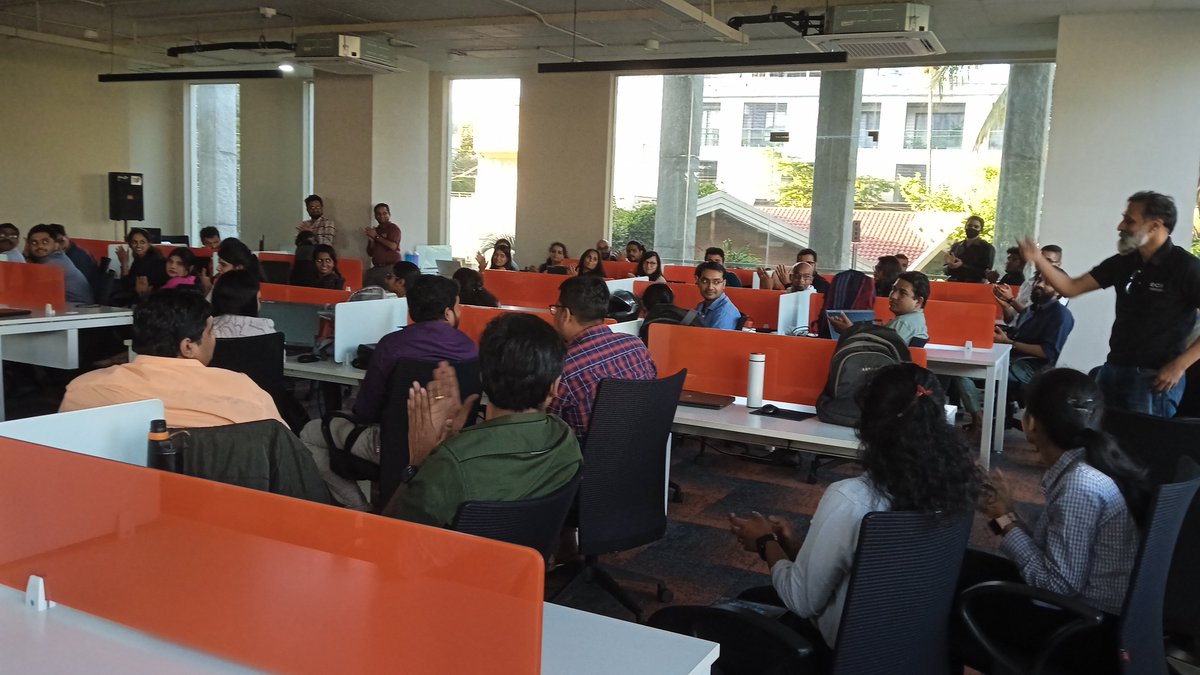 eoxvantage's tweet photo. Our new Bangalore office is really coming along! Check out some of the pictures from the recent soft opening. The team couldn’t be more excited and is looking forward to getting all settled in. #newoffices #datachaos https://t.co/OfdyDXqNJ3