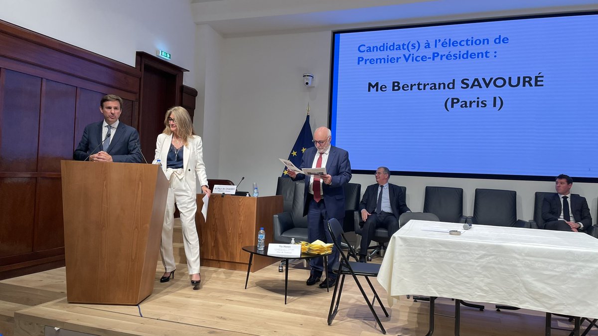 AG du #CSN | Maître @BertrandSAVOURE, #notaire à Paris, est élu 1er Vice-Président du Conseil supérieur du #notariat pour le mandat 2022-2024.