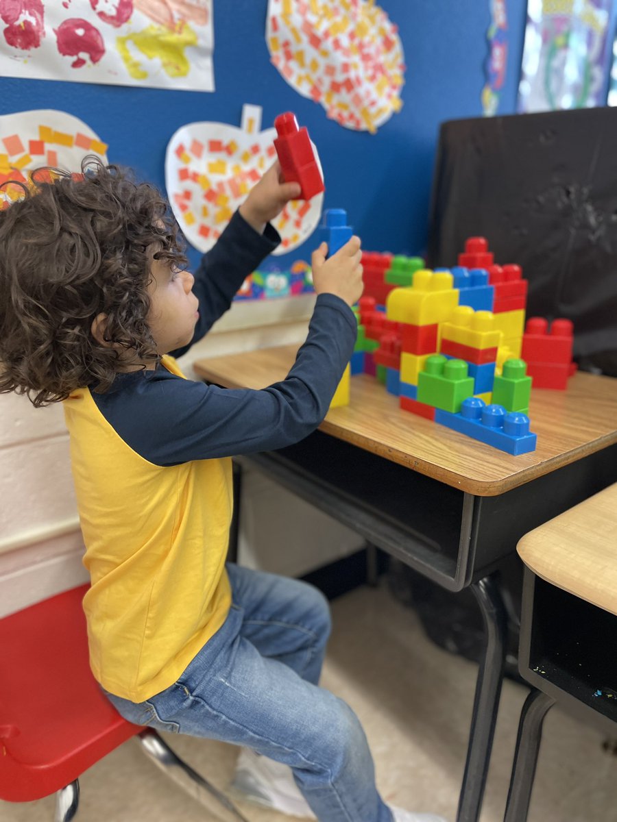 GCSD_STREAM tweet media