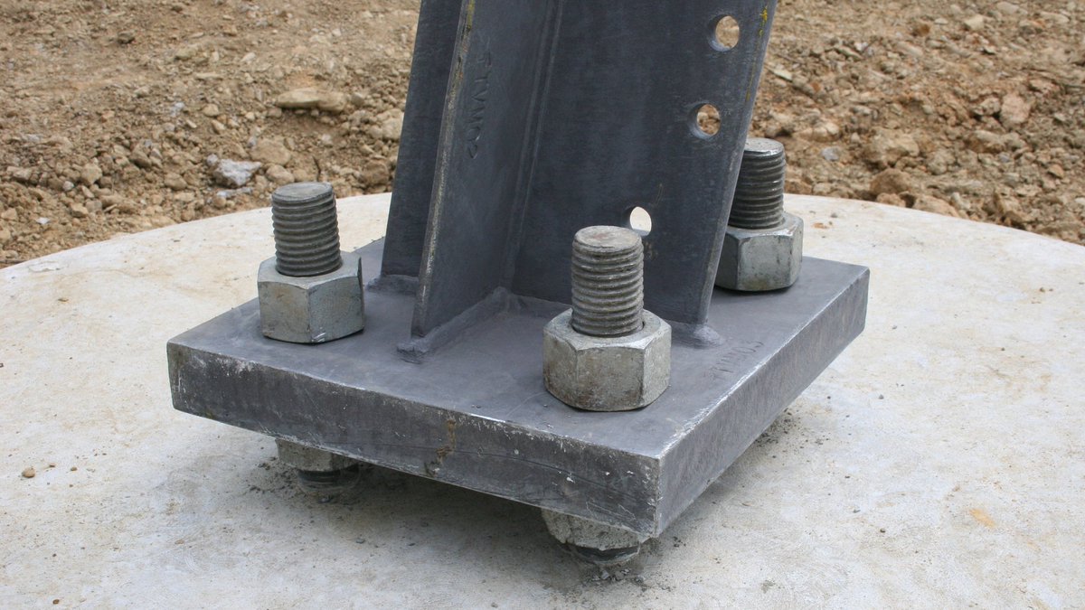 HillhouseGrady's tweet image. Pretty much any sign pole or structure attached to a concrete foundation uses a baseplate at the connection, but some of these joints look structurally counterintuitive. Can you NAME THAT INFRASTRUCTURE? Read the 🧵 for the answer.
#EngineeringInPlainSight