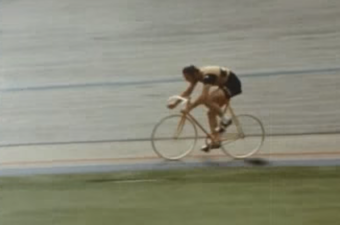 RGrangui's tweet photo. Hoy se conmemora el #50Aniversario del rompimiento del #RécordDeLaHora en el #VelódromoOlímpicoAgustínMelgar #CiudadDeMéxico por el extraordinario y célebre ciclista belga #EddyMerckx; una de las hazañas más recordadas e históricas del #ciclismo mundial. 🇲🇽🇧🇪 https://t.co/ymP2uFlV3r
