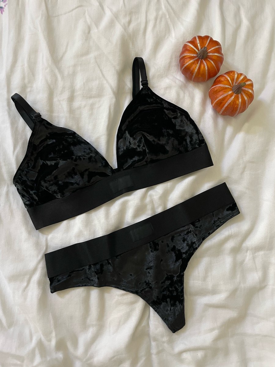 This matching Velvet Bralette and Underwear Set has us bewitched. Scoop yours up faster than you can say one, two, brew.