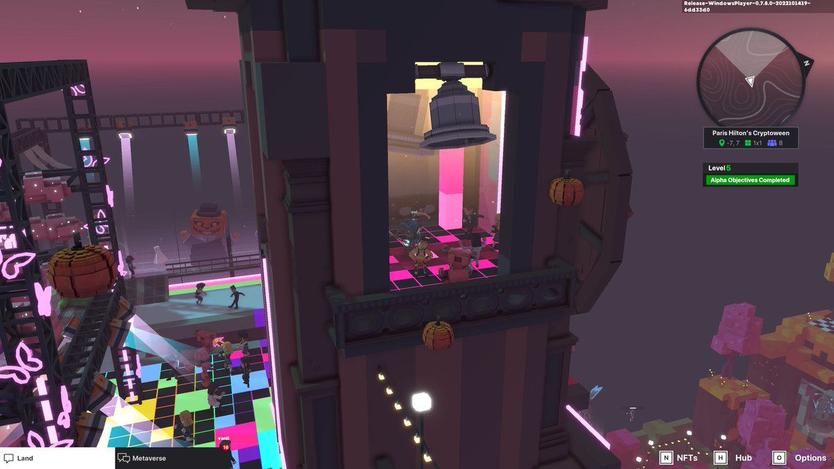 promissbubber's tweet photo. @TheSandboxGame I just participated in the Paris Hilton  #Cryptoween Event. Dancing in the Clock Tower check out my screenshot below!
🎃👇 https://t.co/BTPNgxY48u