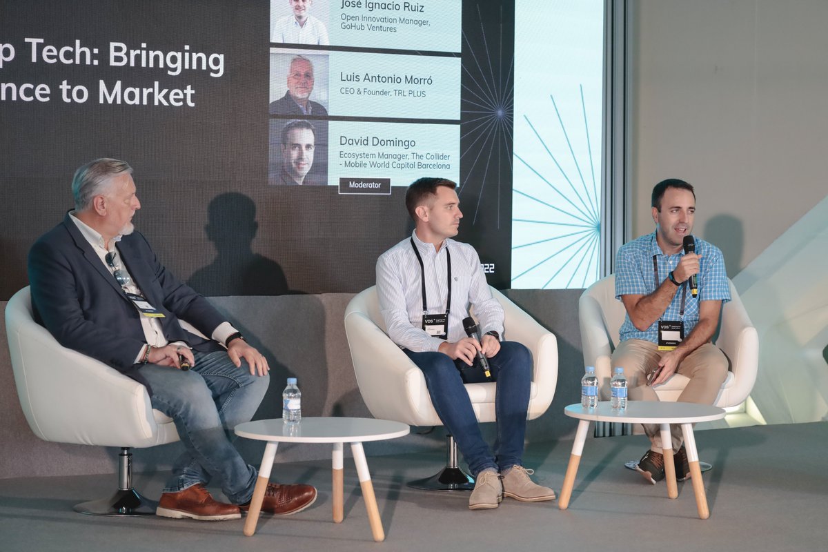 📌 Valencia Digital Summit @VDS_event puts the focus around #DeepTech and #TechTransfer in the round table 👉🏼 'Bringing Science to Market'. 🗣 @DavidDomingo, @TheCollider_MWC 🗣 @jiruiz, @GoHubVentures. 🗣 @lumorgon, @TRLPlus #VDS2022 Follow the tread ⬇️