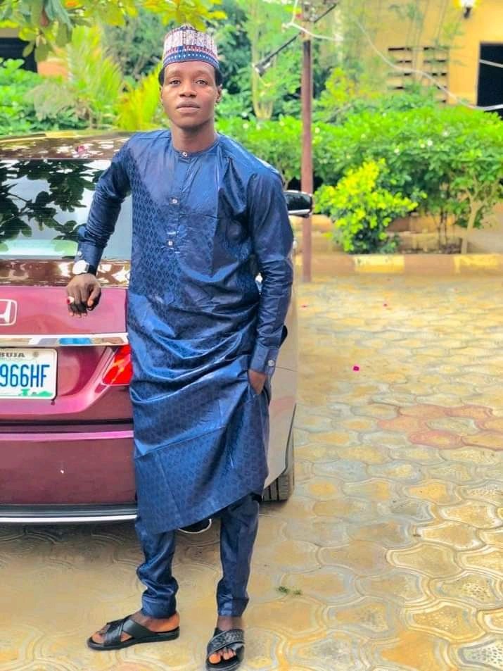 MeezyI's tweet photo. @habibty_umar A you serious do you love me https://t.co/Dm1XFbccGA