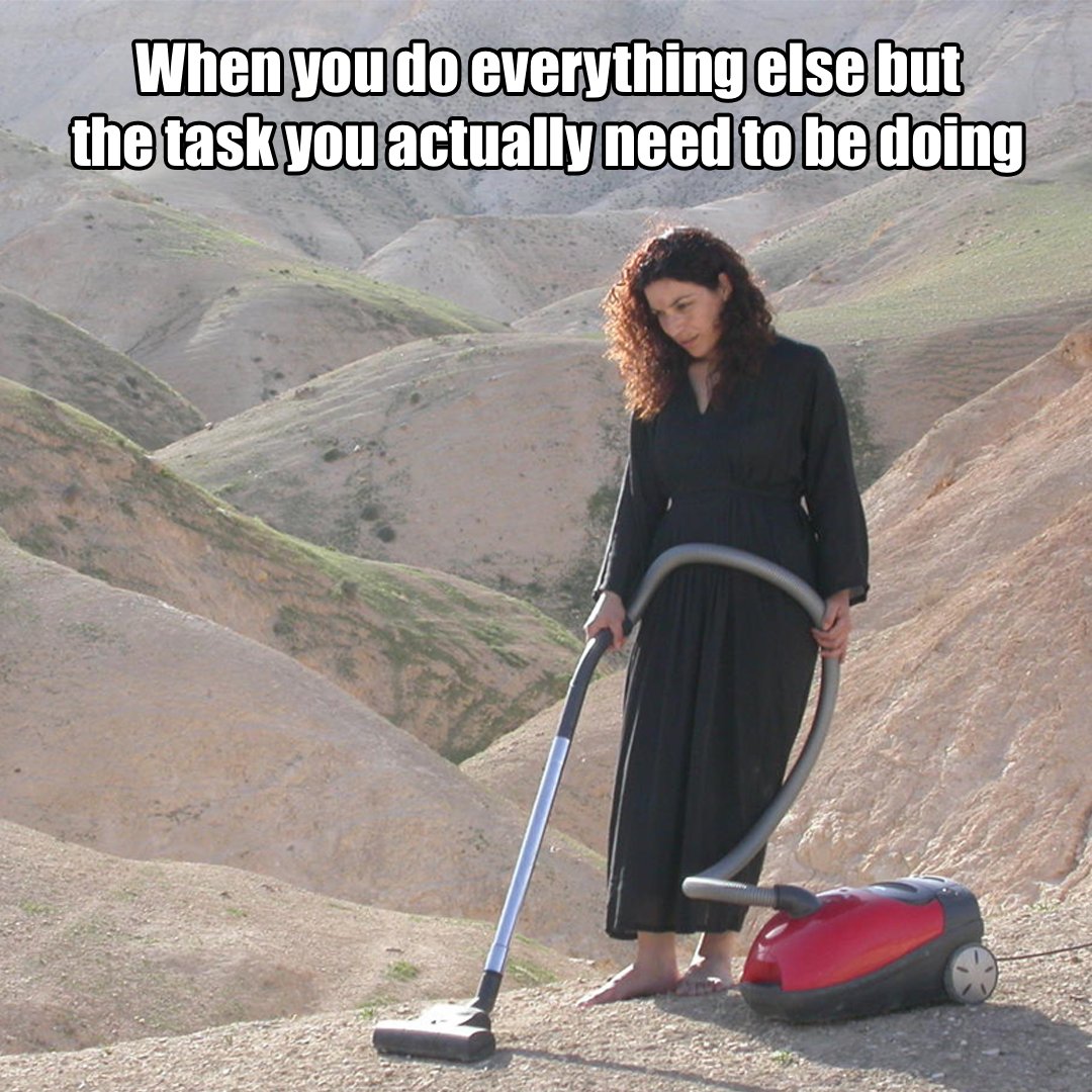 kat_greenberg's tweet photo. brb, let me just vacuum the desert before I catch up on my emails. https://t.co/HyGt3gLCV3