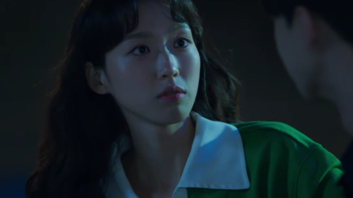 chaedaely's tweet photo. sunho: why it can't be me? why people that i like didn't look at me? can't you look at me? can't you....?

#CheerUp #CheerUpEp8 https://t.co/2XQWRXYHmJ