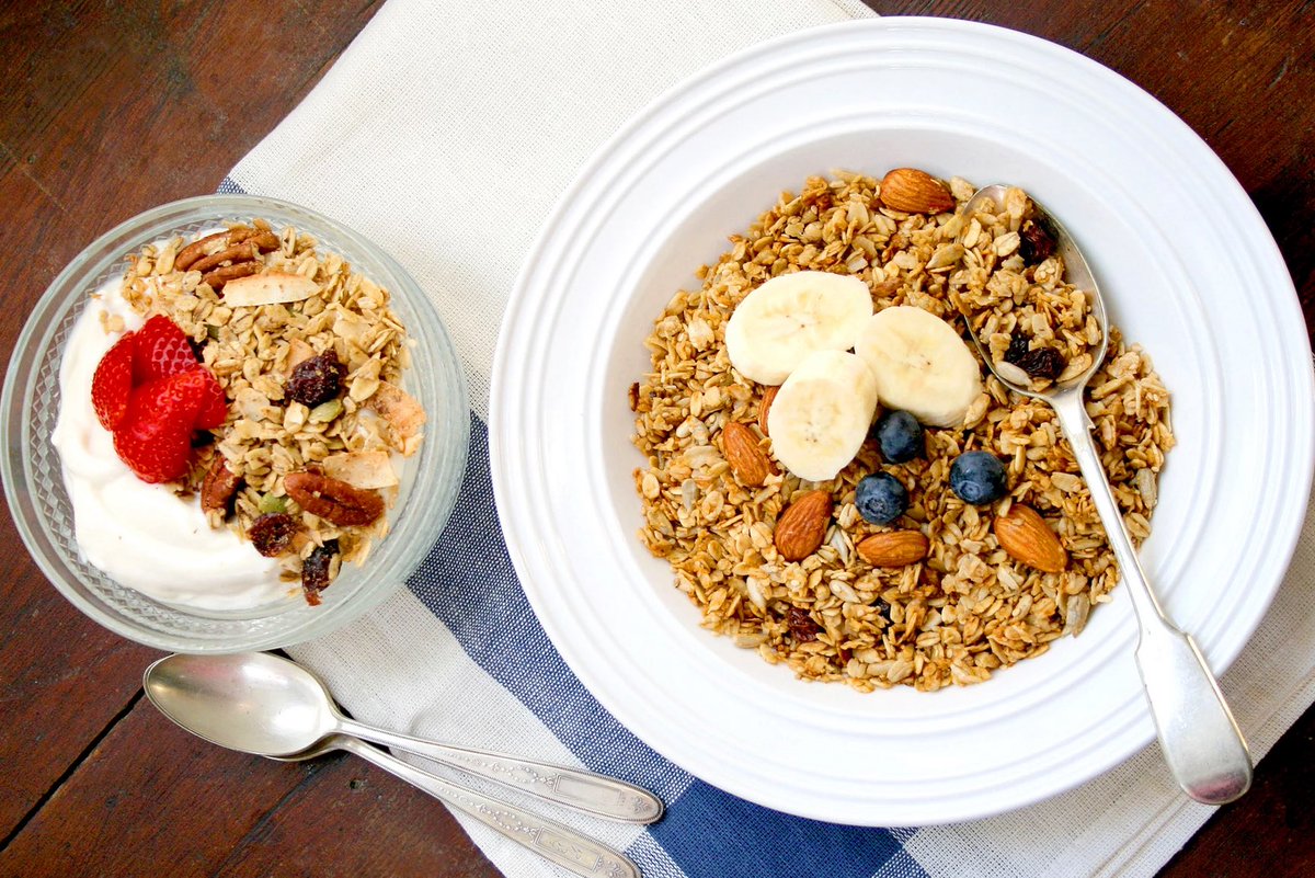 Andrew Purvis and Mathieu Robitaille chat with Hannah Sherrett from <a href="/gbgranolaco/">Georgian Bay Granola Company</a> about Metro’s “Spotlight on Local” program to get awesome local products on grocery store shelves.
“There are lots of opportunities coming up - Canadians are looking for local more than ever.”
#OTS22