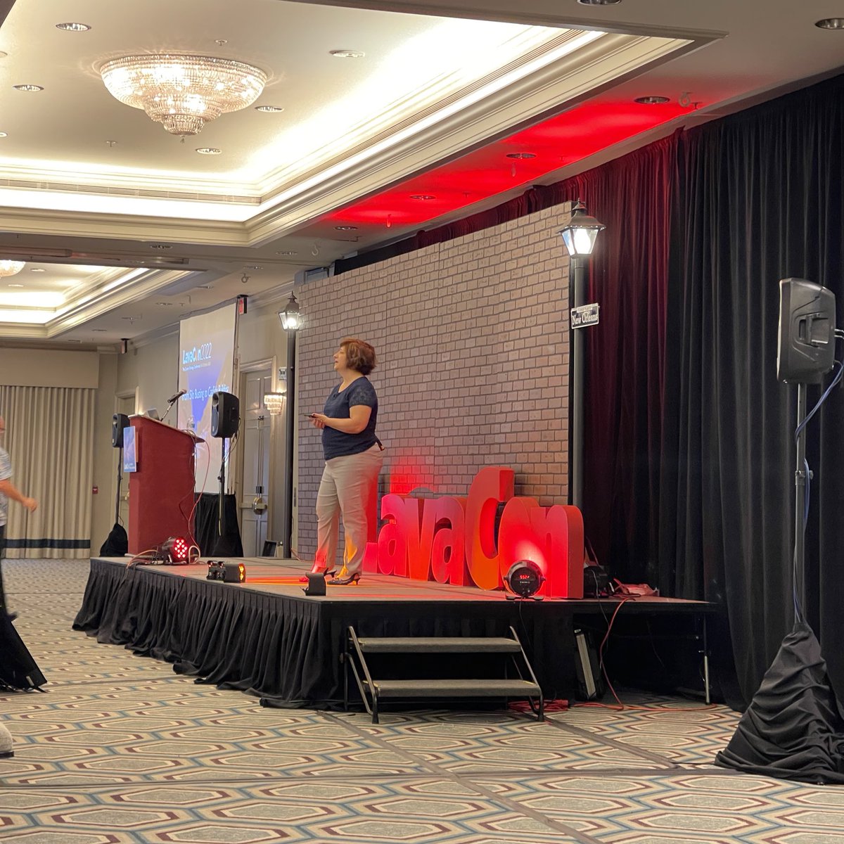 Day 2 in full swing! 

#LavaCon #ContentStrategy