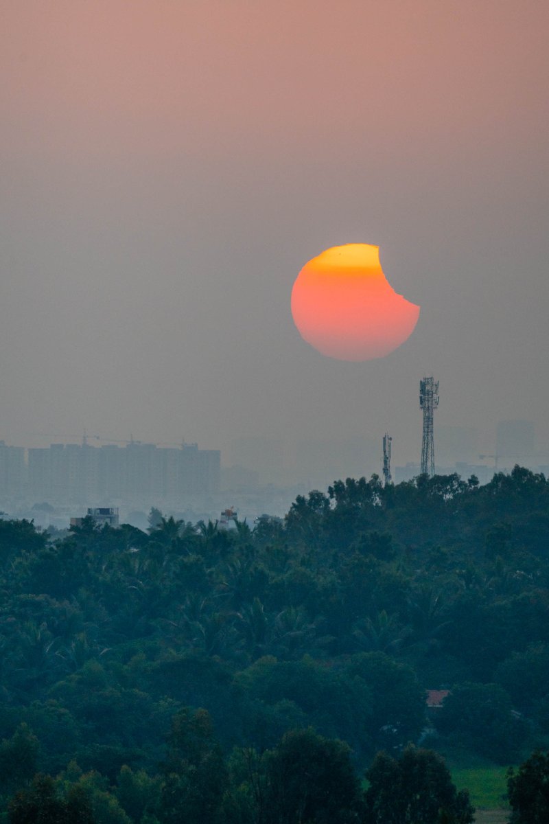 Blessed with clear skies in Bangalore for a nice eclipse sunset!