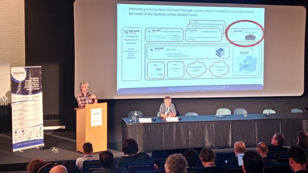 ESCAPE_EU's tweet photo. Time to hear from @StephenSerjeant @OpenUniversity and his peers, at #ESCAPEtotheFuture, about how #ESCAPE #citizenscience  has been helping #astronomy #particlephysics initiatives like @km3net @LOFAR @lsstsssc in getting to know better the deepest secrets of the universe 😉 https://t.co/Sf3o4GGcO9