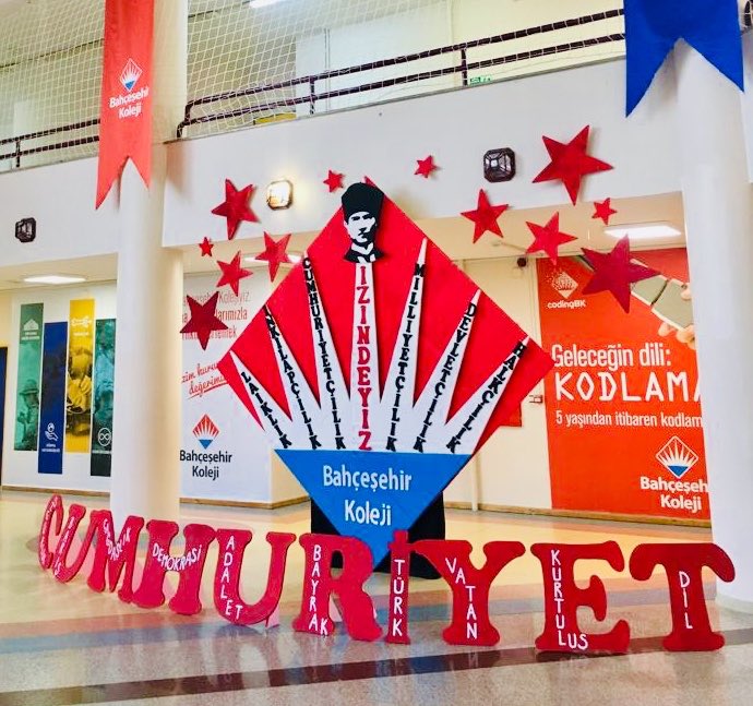 Atamızın İzinde, İlke ve İnkılaplarının Işığında, Sonsuza Dek, Yaşasın CUMHURİYET! 🇹🇷🇹🇷🇹🇷💙❤️