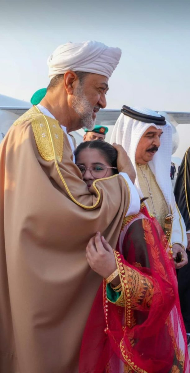 حقض الله عمااان وجلاله السلطان
