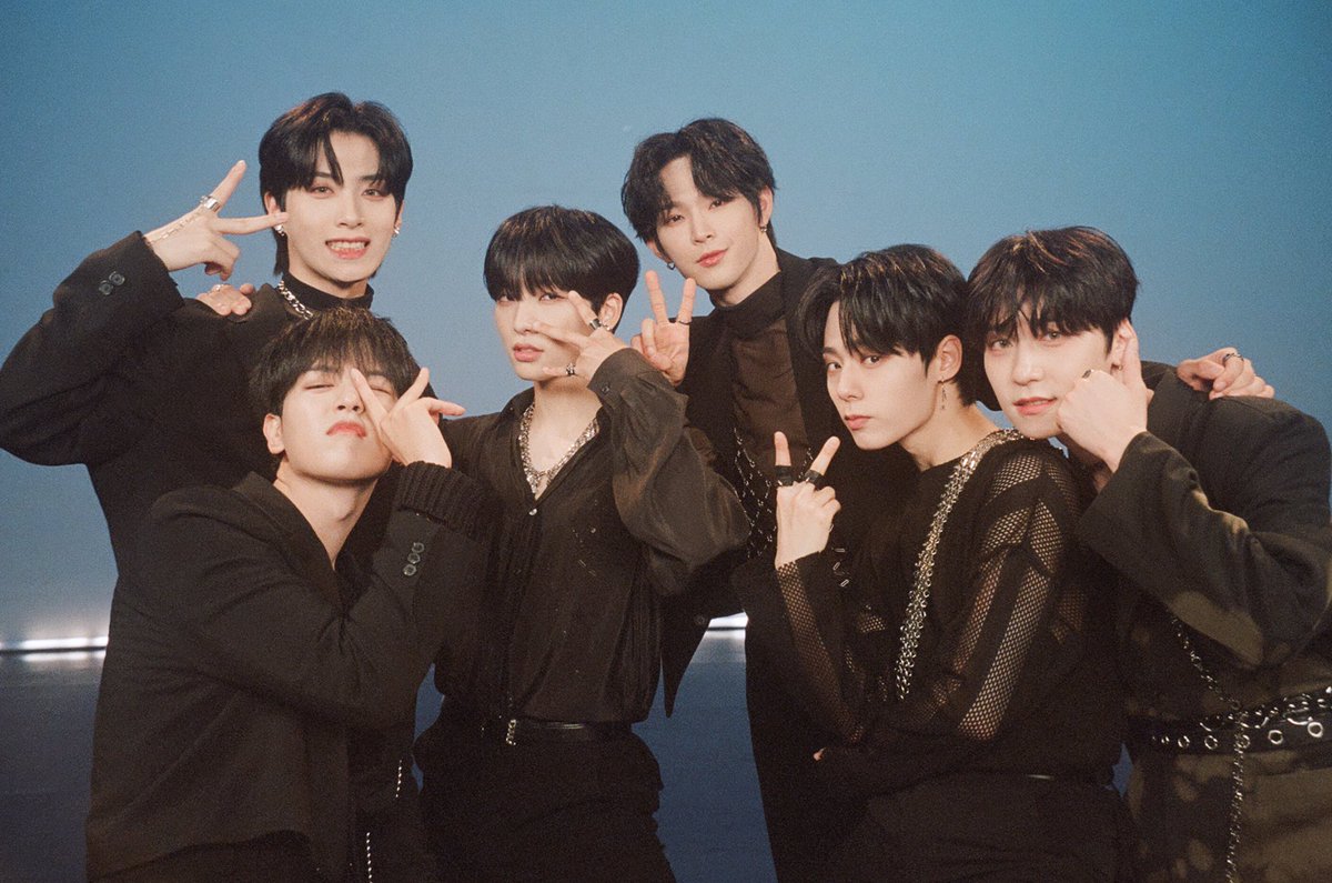 oneus_ravn0902's tweet photo. #ProtectRavn
#SaveRavn
#Ot6Oneusforever
#RBW_Protect_your_artist
#RBWProtectRAVN
#RBWProtectOneus https://t.co/yifbmRjAHM