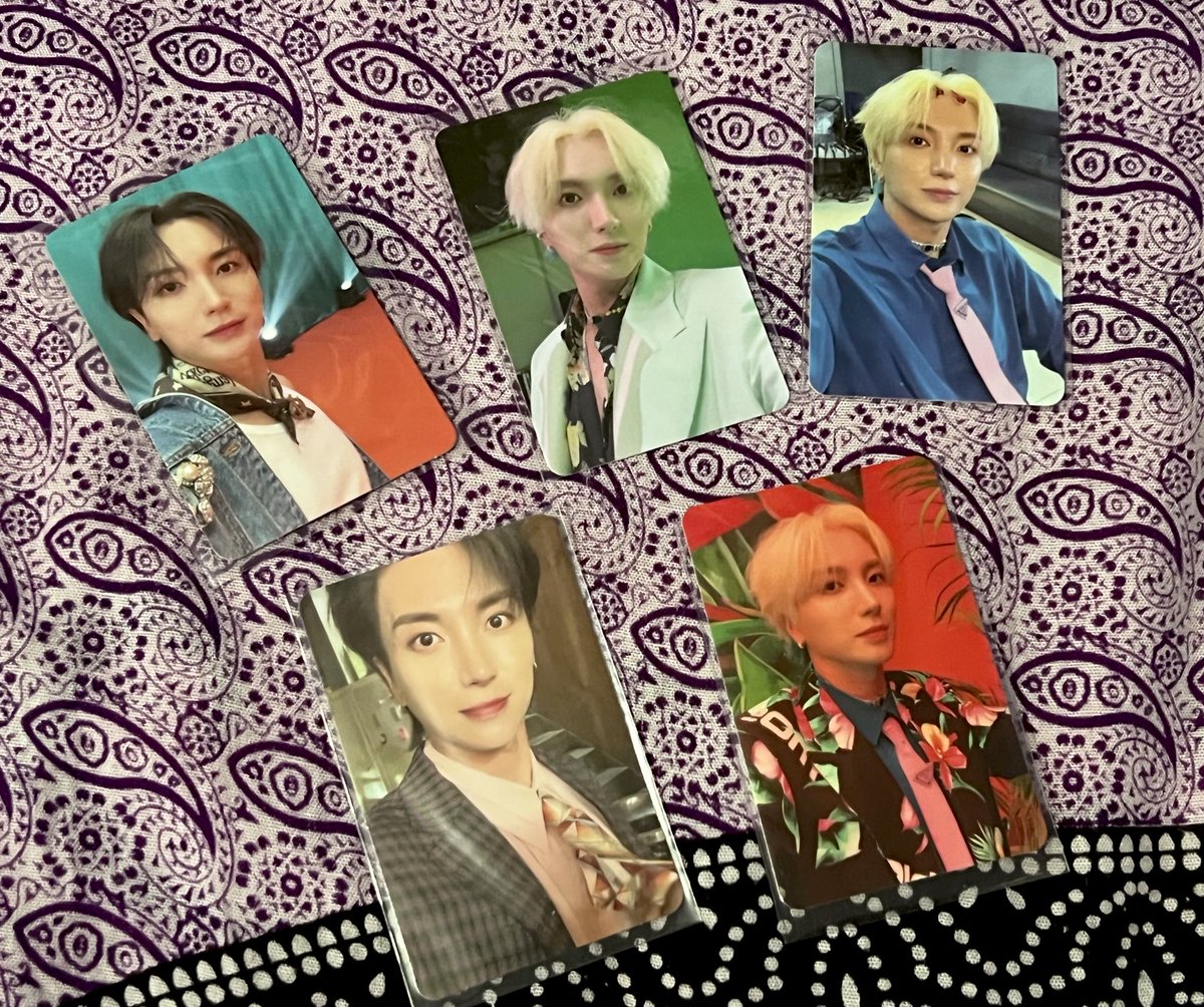 teukiemeow's tweet photo. Complete Leeteuk pcs! ๐ Now, where to find the special POB pc. ๐ค #The_Road_Keep_on_Going #Mango_SUPERJUNIOR https://t.co/c7SQuFKiHu