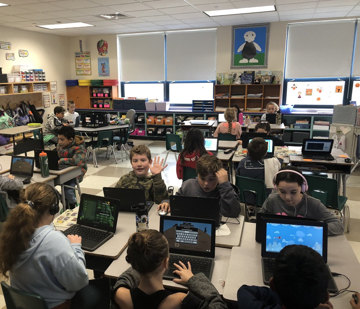 Mrs. Drew tweet media