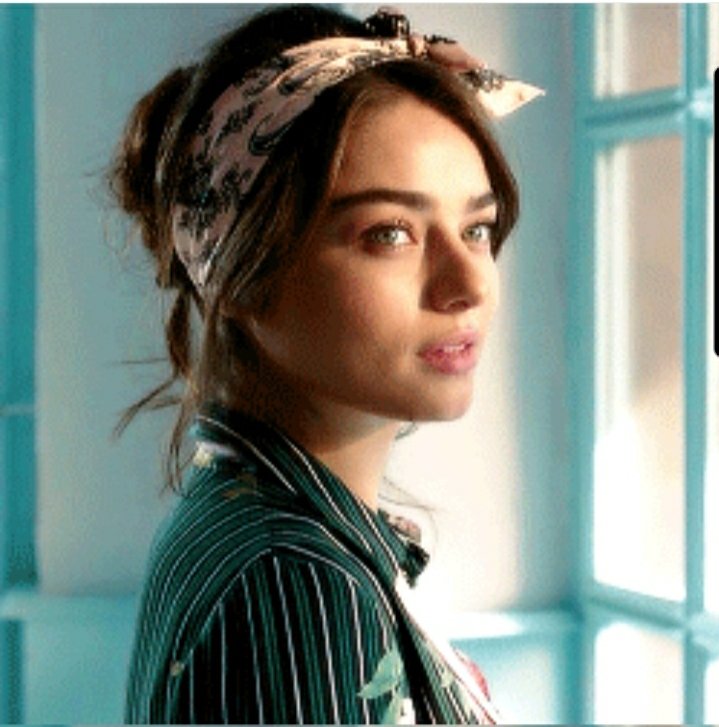<a href="/Maria_sn1/">Maria Sendra(Isabel)</a> <a href="/aycaaysinturan/">Ayça Ayşin Turan</a> Doğum günün kutlu olsun
🎂🎂🎂🎂🎂 🦋🦋🦋🦋

en sevdiğim karakter meryem ile

#AyçaAyşinTuran 
#meryem
